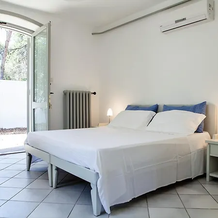 Masseria * Torre Specchia Ruggeri